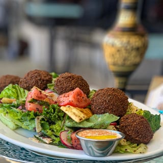 Lunch - Falafel Salad Platter