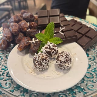 Date & Chocolate Truffles